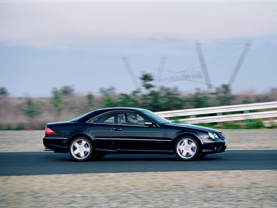  Mercedes-Benz CL55 AMG 2002 года  (фото 11 из 12)